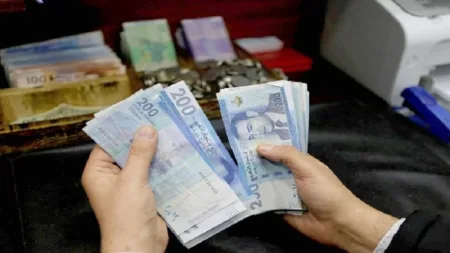 شرطة أكادير تحجز 30 مليون سنتيم بمنزل تاجر مخدرات