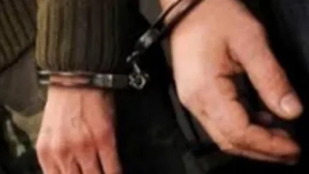شراكة مشبوهة تنتهي بتوقيف مروج مخدرات وطبيب في قضية مثيرة شراكة مشبوهة تنتهي بتوقيف مروج مخدرات وطبيب في قضية مثيرة
