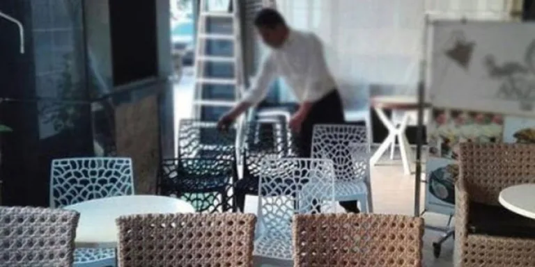 جمعية المقاهي ترفض “الوصاية التنظيمية” وتحذر من المساس بحرية الاستثمار