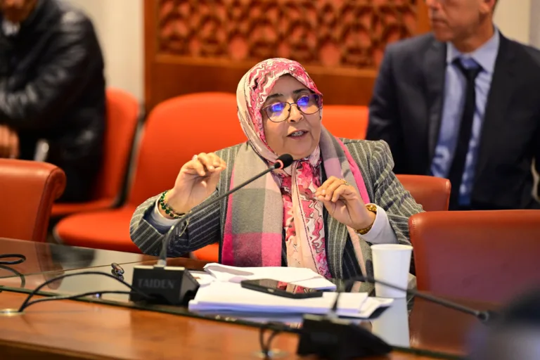 نعيمة الفتحاوي تستعرض أرقام التحديات والمستقبل في الشركة الوطنية للطرق السيارة