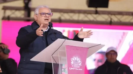 نزار بركة: المضاربون ينهبون جيوب المغاربة والحكومة ستتصدى لهم نزار بركة: المضاربون ينهبون جيوب المغاربة والحكومة ستتصدى لهم