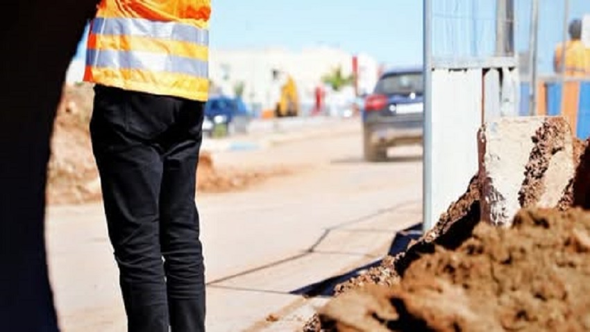 أنابيب “مزيفة” لتصريف مياه الصرف الصحي تستنفر الجمارك