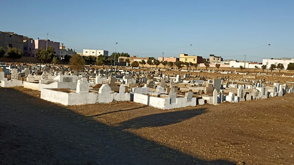 جماعة إنزكان تخرج عن صمتها وتوضح بخصوص مشكل دفن “موتى المسلمين”