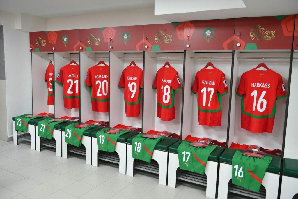 الركراكي يعلن التشكيلة الرسمية لأسود الأطلس في مواجهة النيجر بتصفيات مونديال 2026