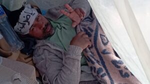 تزنيت: حقوقيون يطالبون بإنقاذ مواطن مضرب عن الطعام منذ 23 يوما 4 Sans titre