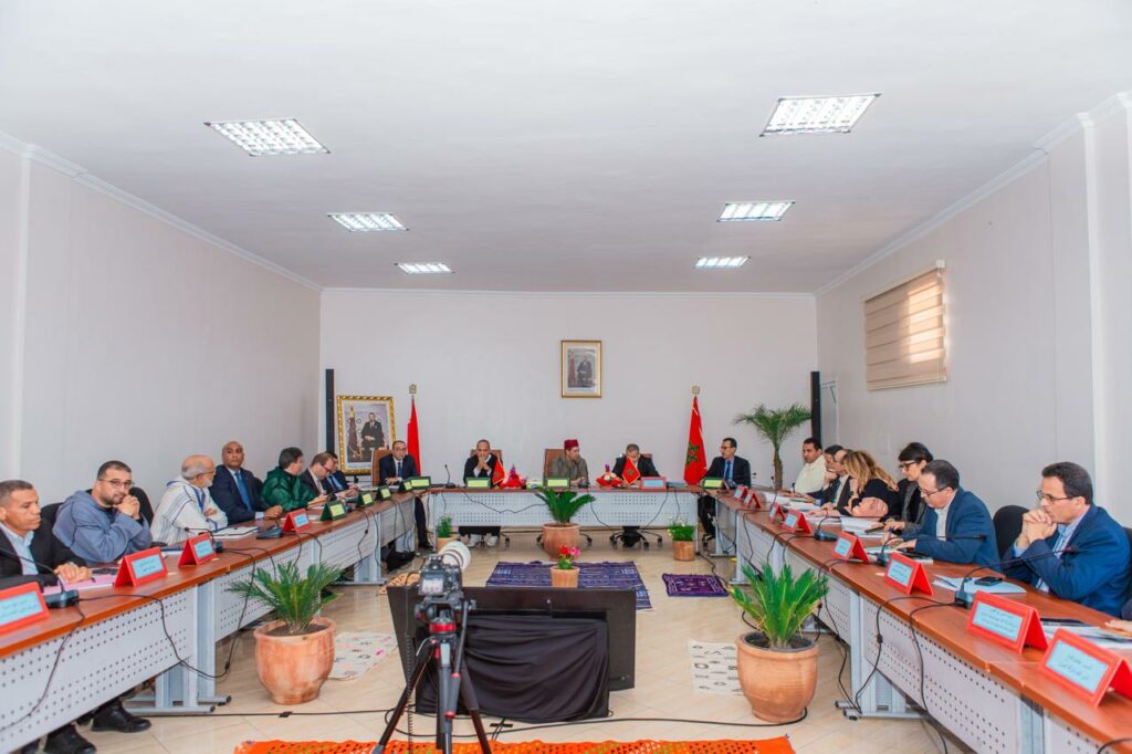 أمزازي يقود لقاءات ميدانية بتغازوت وأورير لتسريع التنمية ومواكبة التحولات الكبرى 4 WhatsApp Image 2025 03 20 at 21.33.56 1
