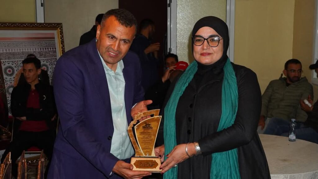 نجاح باهر للنسخة السابعة من دوري الصداقة الرمضاني بالدشيرة الجهادية. 4 WhatsApp Image 2025 03 28 at 00.31.01 2