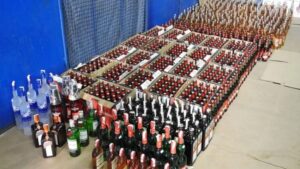 شبكات تهريب الخمور تصل أكادير.. الجمارك تلاحق المزورين وتكشف مستودعات في أحياء سكنية 4 alcol