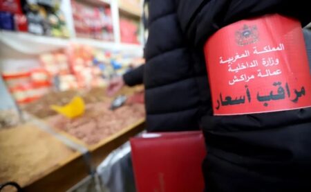 حملات مراقبة الأسواق برمضان تسفر عن إغلاق مئات المحلات وملاحقة المخالفين