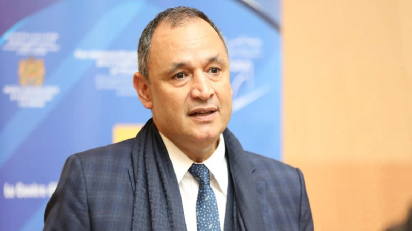 الوزير مزور يصفع مهربي الذهب والمتلاعبين في القطاع بعد قرار وقف التصدير