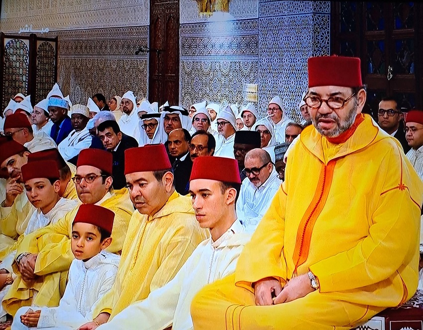 الملك محمد السادس يترأس حفلاً دينياً بالقصر الملكي احتفاءً بليلة القدر