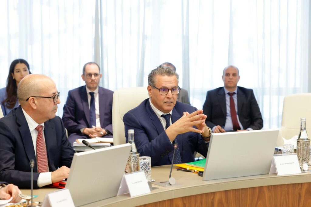 أخنوش يترأس اجتماعًا لتتبع تنزيل خارطة طريق قطاع التشغيل بالمغرب