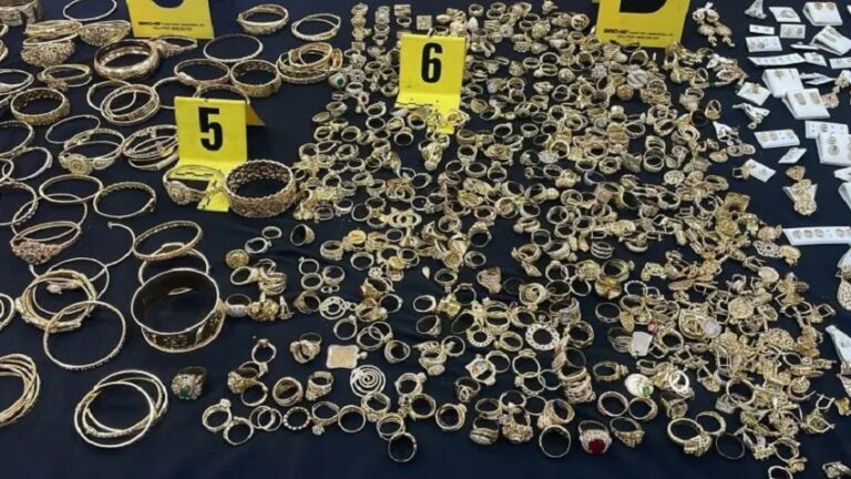 الكشف عن تفاصيل مثيرة في قضية السطو على مليارات المجوهرات من داخل محل للذهب