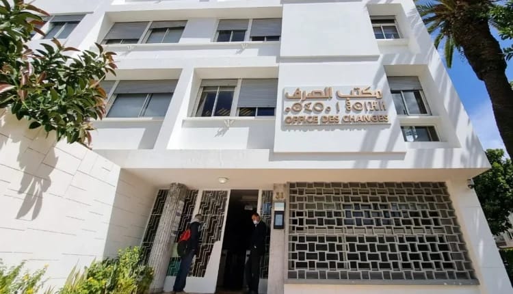 تحقيقات تكشف: مسؤولون متورطون في تهريب الأموال وتملك أصول بالخارج عبر تجارة العملات الرقمية