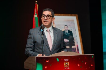 تعزيز القيم والأخلاق في المدرجات: والي سوس ماسة يطلق دعوة لميثاق رياضي بأكادير