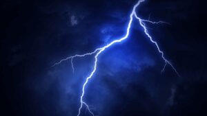 صاعقة برق تُودي بحياة راعٍ أربعيني وتُهلك دابته بإقليم الرحامنة 10 IMG 4432