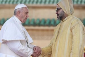 الملك محمد السادس يعزي الكنيسة الكاثوليكية في وفاة البابا فرانسوا الأول 8 PP Fran Roi Med6 1