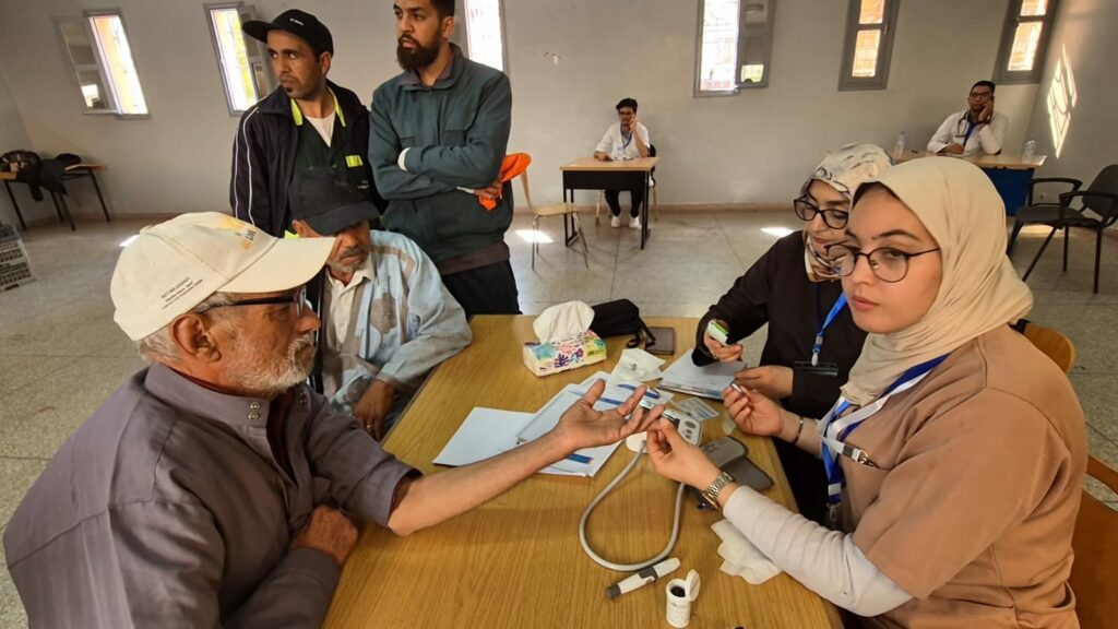 قافلة طبية تحسيسية لفائدة عمال الإنعاش الوطني تحت شعار "صحتي حياتي". (+صور) 41 WhatsApp Image 2025 04 13 at 13.21.55 1