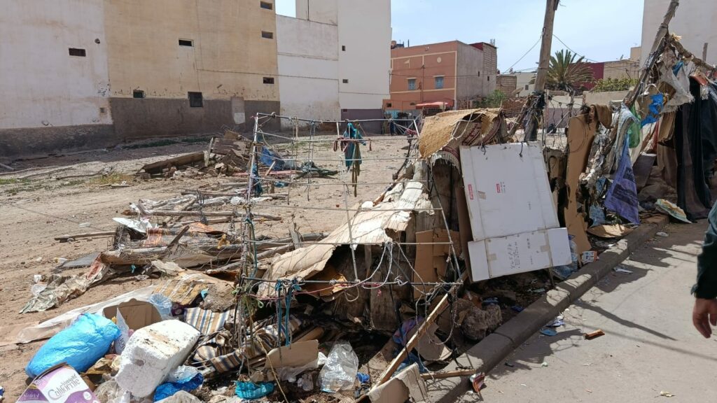 أكادير : حملة مكثفة لتحرير الملك العمومي وإزالة العوائق بحي بنسركاو (+ صور وفيديو) 3 WhatsApp Image 2025 04 17 at 15.53.36