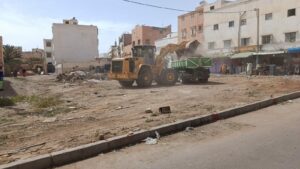 أكادير : حملة مكثفة لتحرير الملك العمومي وإزالة العوائق بحي بنسركاو (+ صور وفيديو) 5 WhatsApp Image 2025 04 17 at 15.53.36 2