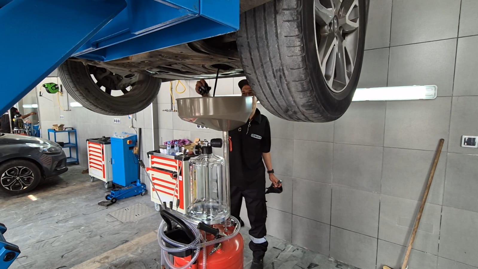 أكادير تستقبل عملاقي صيانة المركبات والتتبع الذكي: TAG AUTO و ALLO GPS تدشنان فرعهما الجديد 28 WhatsApp Image 2025 04 20 at 11.40.55 1