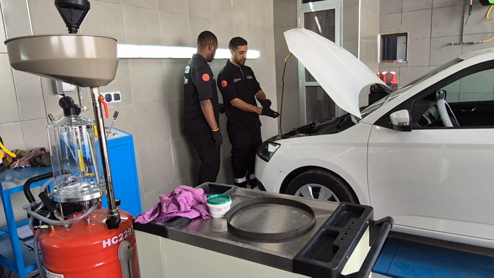 أكادير تستقبل عملاقي صيانة المركبات والتتبع الذكي: TAG AUTO و ALLO GPS تدشنان فرعهما الجديد 8 WhatsApp Image 2025 04 20 at 11.41.01 1