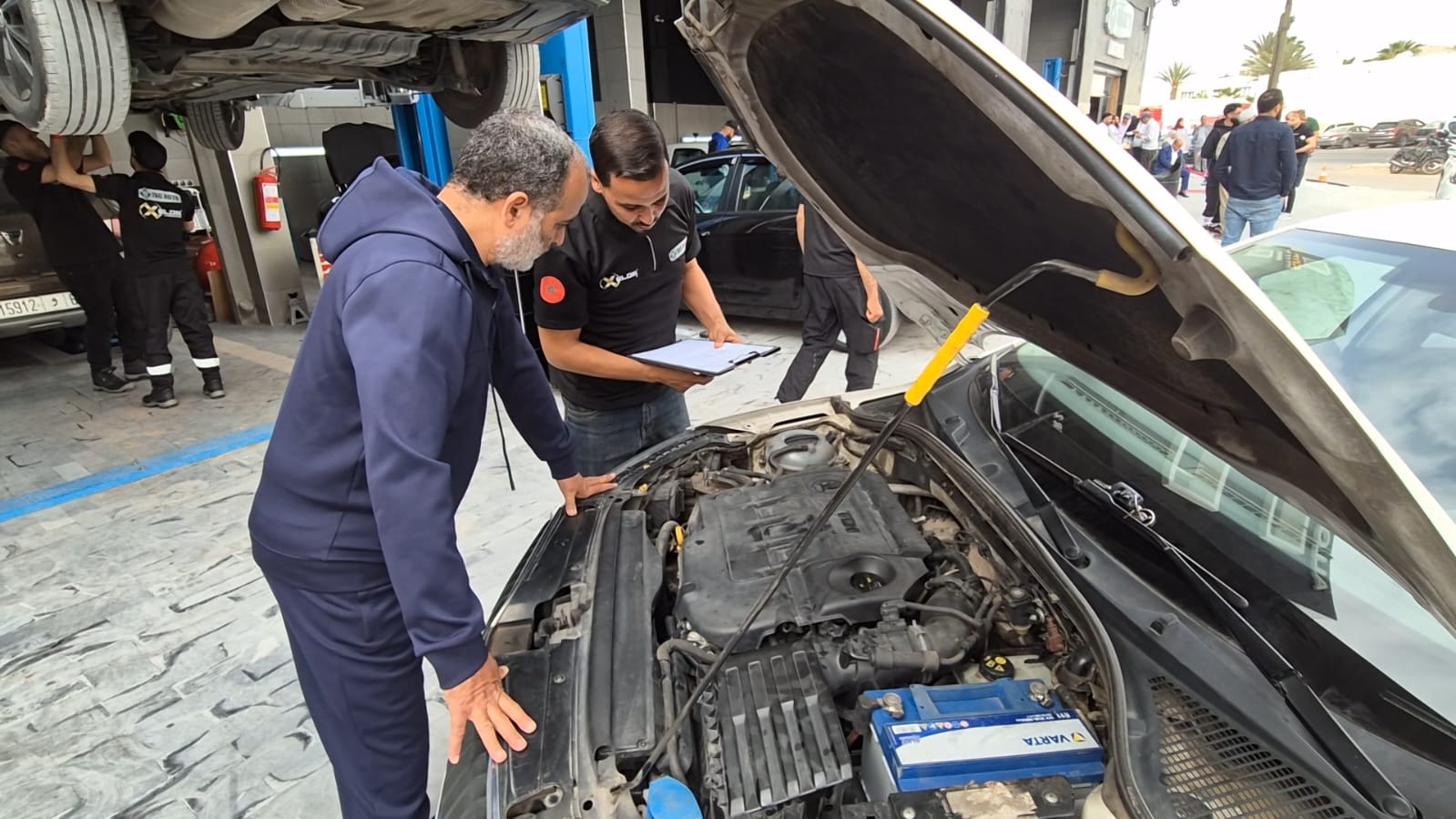 أكادير تستقبل عملاقي صيانة المركبات والتتبع الذكي: TAG AUTO و ALLO GPS تدشنان فرعهما الجديد 55 WhatsApp Image 2025 04 20 at 11.41.08 2