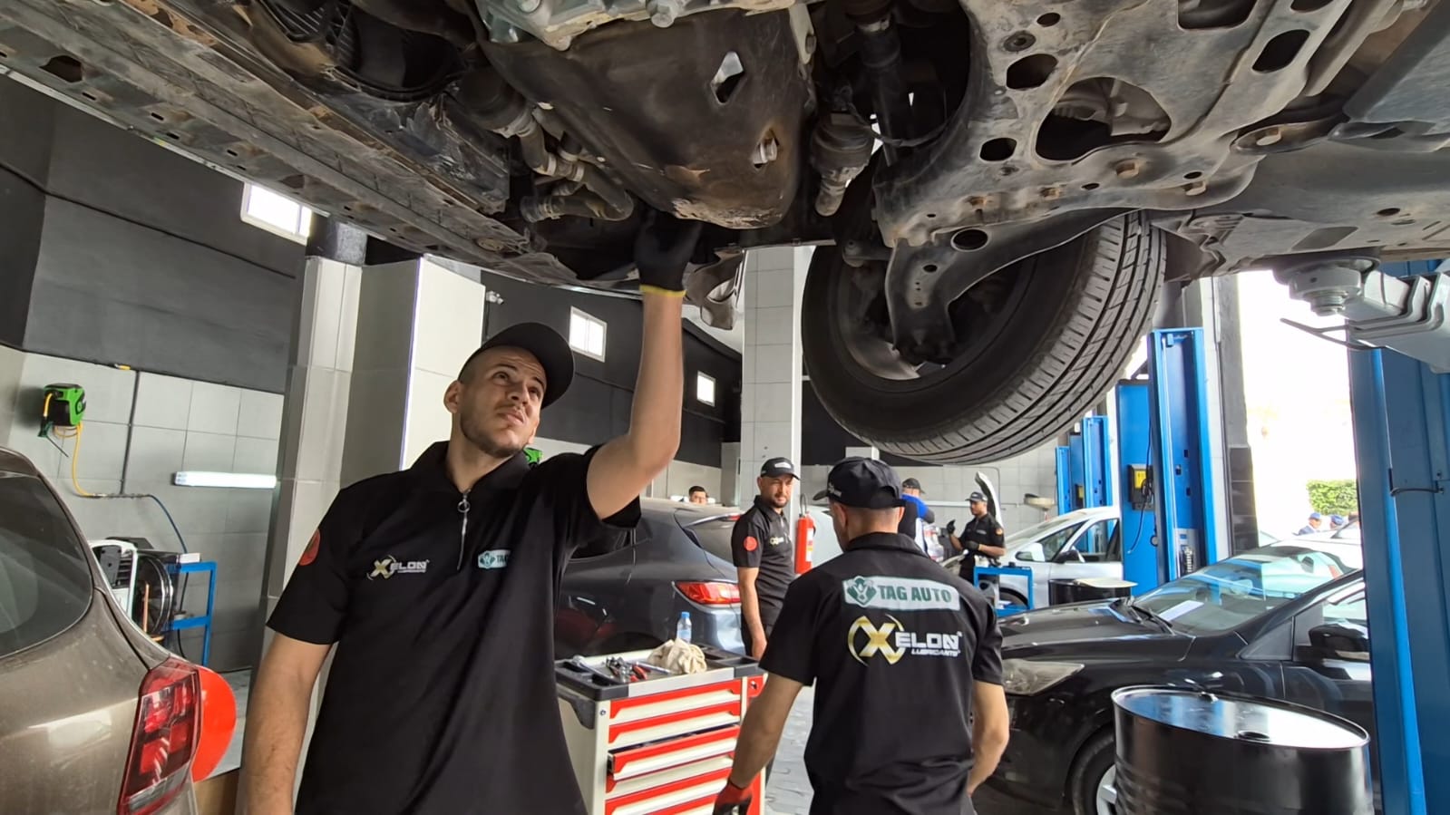 أكادير تستقبل عملاقي صيانة المركبات والتتبع الذكي: TAG AUTO و ALLO GPS تدشنان فرعهما الجديد 56 WhatsApp Image 2025 04 20 at 11.41.08