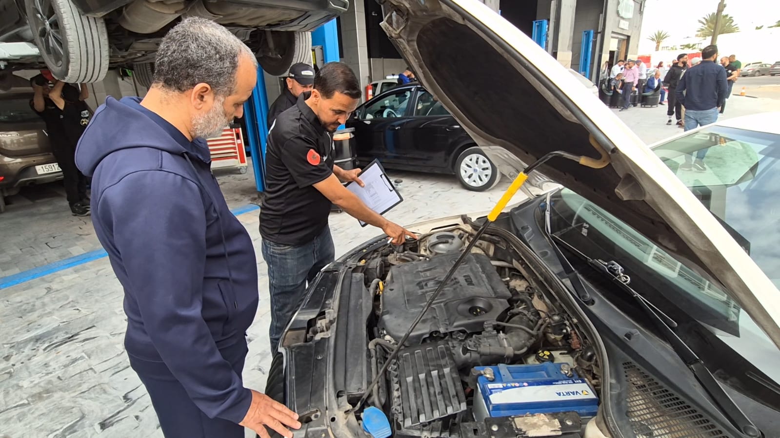 أكادير تستقبل عملاقي صيانة المركبات والتتبع الذكي: TAG AUTO و ALLO GPS تدشنان فرعهما الجديد 57 WhatsApp Image 2025 04 20 at 11.41.09