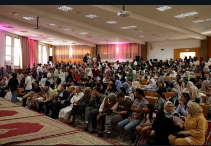 رحلة ثقافية عبر إفريقيا: يوم مميز في كلية العلوم بأكادير 3 WhatsApp Image 2025 04 20 at 22.50.20 2