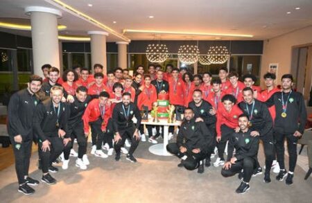 المنتخب الوطني المغربي لأقل من 17 سنة يحتفى به بعد التتويج بكأس الأمم الأفريقية