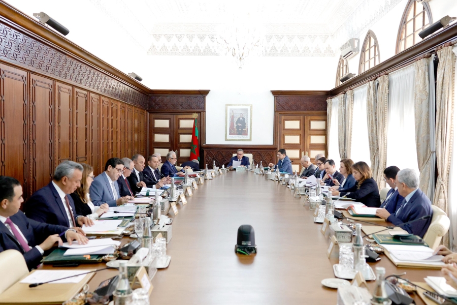 مجلس الحكومة يصادق على تعيينات جديدة في مناصب المسؤولية العليا بعدد من القطاعات الوزارية
