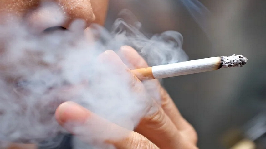 Fumeurs dans les lieux publics