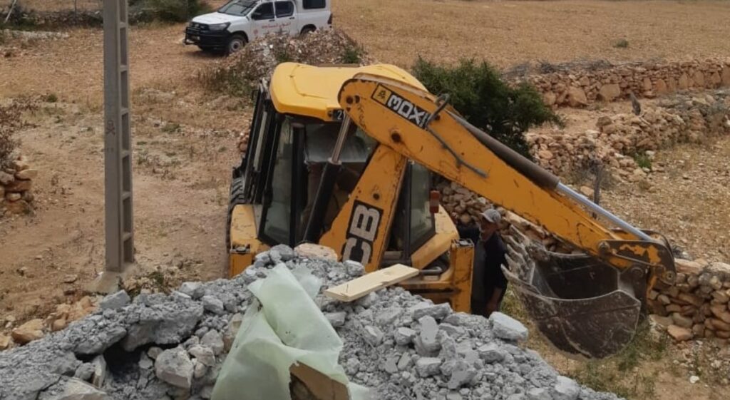 سقوط “الفيلا السياحية” في أزّازول: سلطات أكادير تهدم بناءً غير مرخص بعد استنفاد الإجراءات القانونية