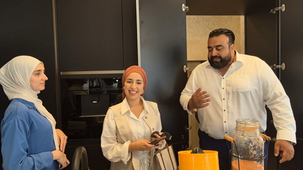 افتتاح جديد يعكس التميز: IXINA توسع حضورها في المغرب بافتتاح فرع جديد بأكادير. 38 IXINA 37