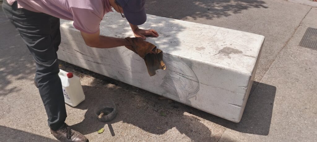 حملة "أيادي أكادير": أبناء المدينة ينتفضون لتنظيف الفضاءات العامة ويستنكرون التخريب (+ صور) 8 Mains dAgadir 11