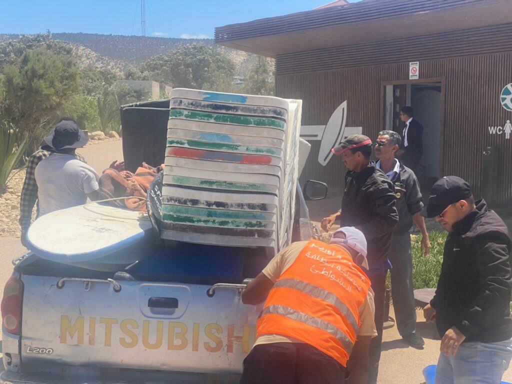 أكادير و بالصور : حملة مكثفة لتحرير شواطئ أورير من الاستغلال غير القانوني 18 Plages dOurir 5