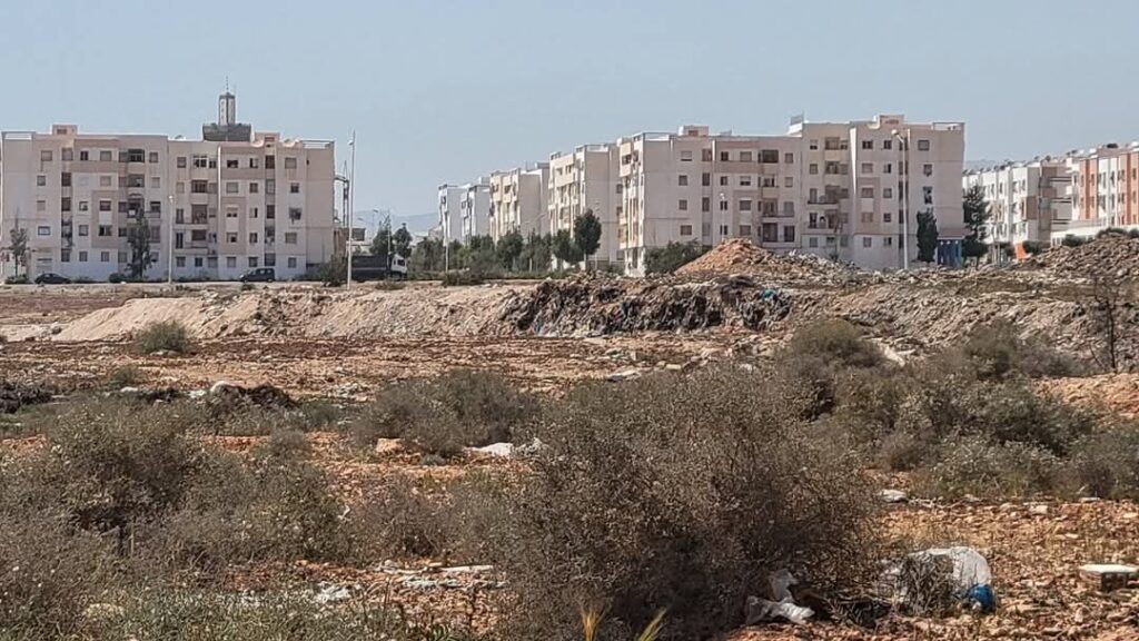 الأزبال والنفايات تغير معالم حي أدرار بمدينة أكادير (+صور) 3 Quartier dAdrar a Agadir 3