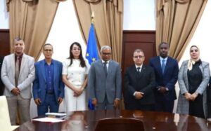 رئيس الرأس الأخضر يستقبل وفد تيزنيت: شراكة مغربية-رأس أخضرية رائدة في "الاقتصاد الأزرق" 11 Screenshot 20250530 003935 com whatsapp w4b MediaViewActivity