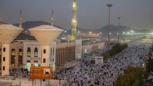 السعودية تترجم خطبة عرفة إلى 35 لغة بحج 1446هـ.. وتقنيات متطورة لضمان راحة الحجاج 9 Sermon dArafat