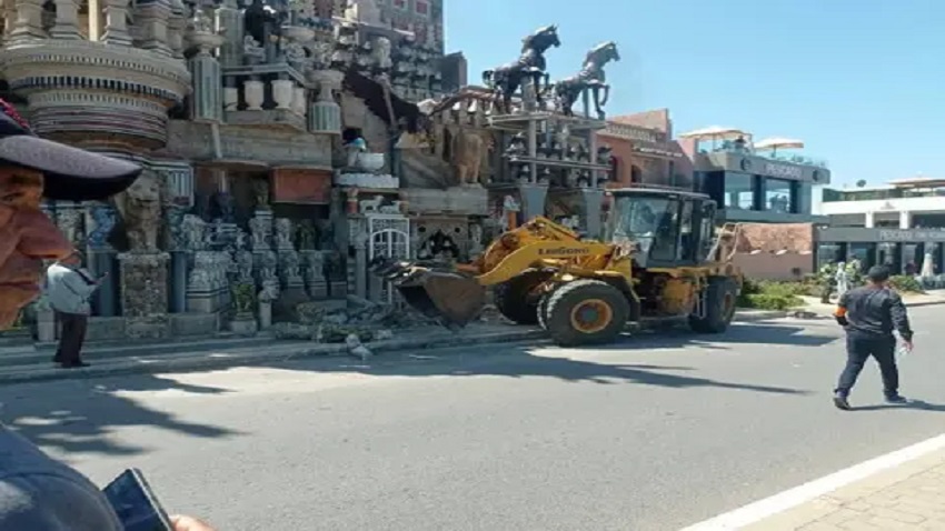 السلطات تهدم "فيلا السبوعة" في سلا بعد عشرين عاماً من البناء العشوائي والتجاوزات القانونية (+صور) 3 Villa Al Saboua