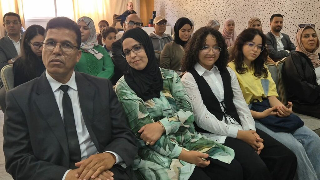 أكادير تحتضن حفل توزيع جوائز مسابقة الفيديو للفرنكوفونية 2025: إشادة بإبداع الشباب والتزامهم بقيم التنوع والمساواة. (+ صور وفيديو) 34 WhatsApp Image 2025 05 13 at 21.29.25 8