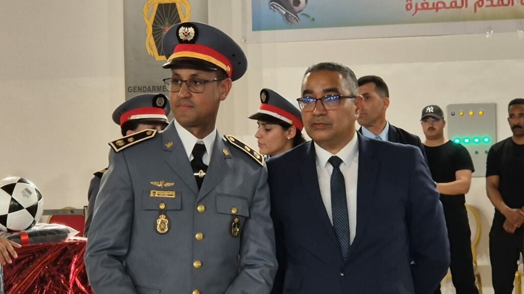 الدرك الملكي بأكادير ينظم دوريا في كرة القدم المصغرة تخليدا للذكرى 69 لتأسيس القوات المسلحة الملكية. (+ صور وفيديو) 2 WhatsApp Image 2025 05 14 at 23.28.11 1