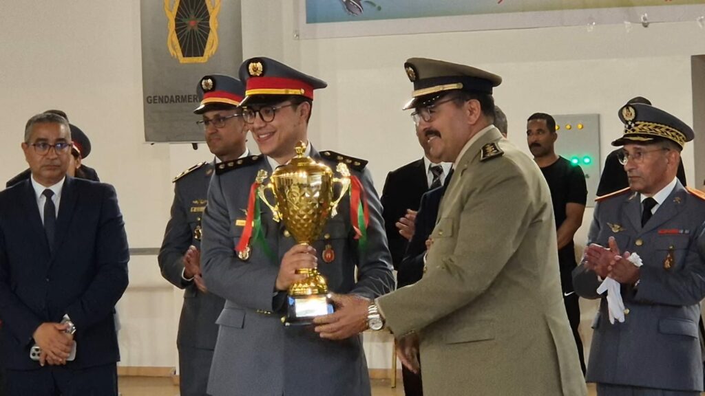 الدرك الملكي بأكادير ينظم دوريا في كرة القدم المصغرة تخليدا للذكرى 69 لتأسيس القوات المسلحة الملكية. (+ صور وفيديو) 5 WhatsApp Image 2025 05 14 at 23.28.12 1