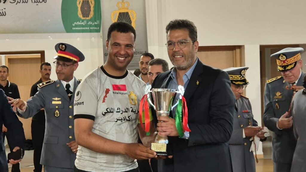 الدرك الملكي بأكادير ينظم دوريا في كرة القدم المصغرة تخليدا للذكرى 69 لتأسيس القوات المسلحة الملكية. (+ صور وفيديو) 8 WhatsApp Image 2025 05 14 at 23.28.12 4