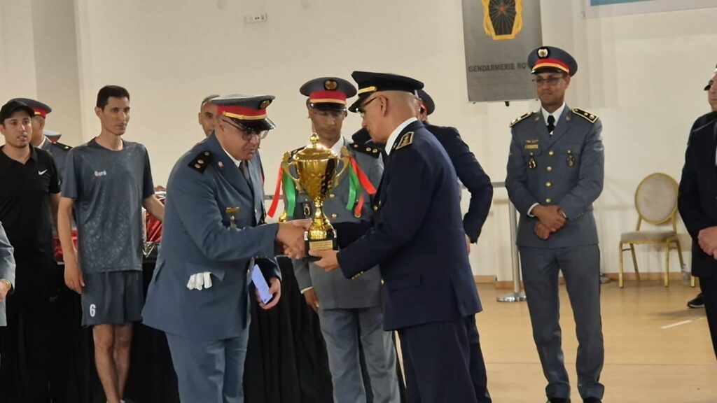 الدرك الملكي بأكادير ينظم دوريا في كرة القدم المصغرة تخليدا للذكرى 69 لتأسيس القوات المسلحة الملكية. (+ صور وفيديو) 10 WhatsApp Image 2025 05 14 at 23.28.12 6