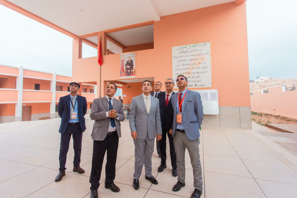 أمزازي يعطي انطلاقة امتحانات البكالوريا 2025 من ثانوية الكركرات بأكادير إداوتنان 2 amzazi 3 1