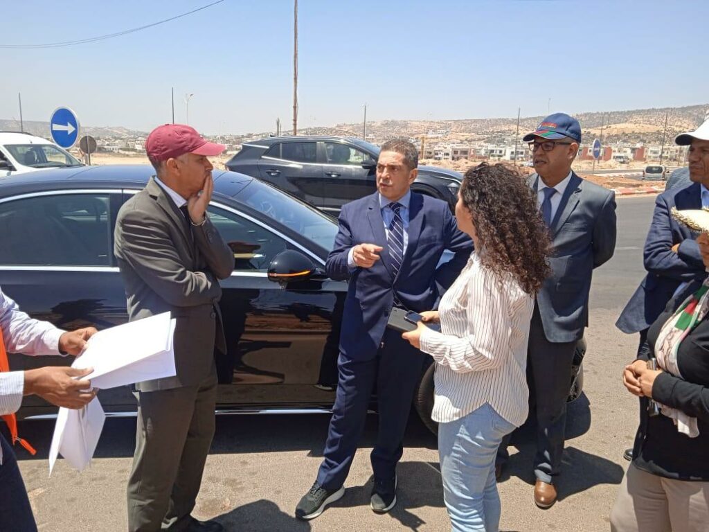 أكادير تتأهب لـ"كان 2025": الوالي أمزازي يتفقد مشاريع التحديث المتواصلة على قدم وساق 2 amzazi 3