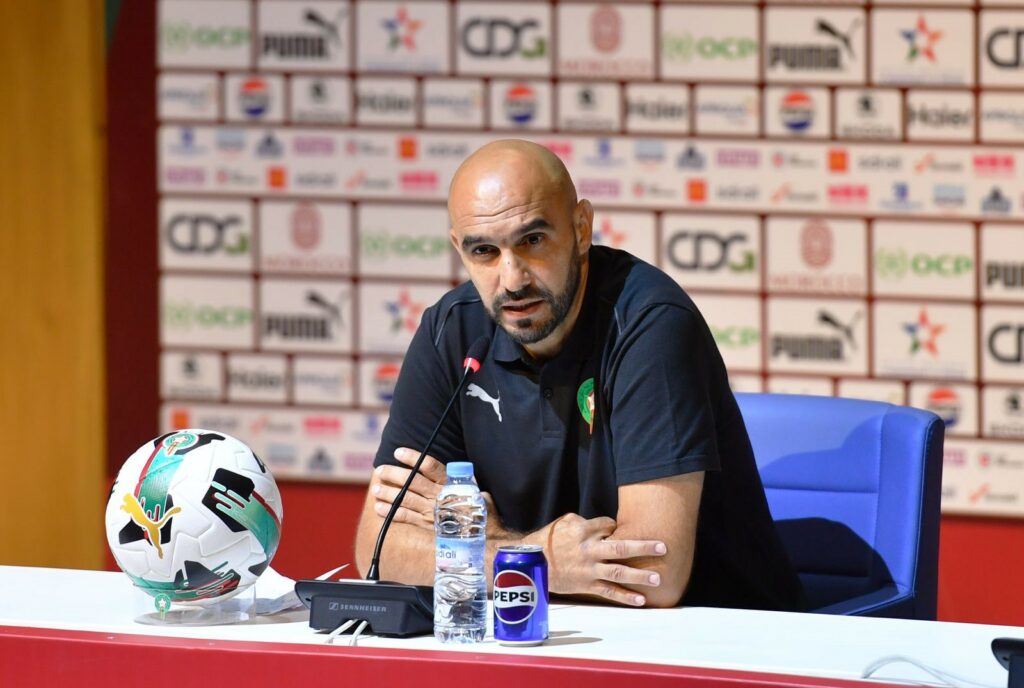 الركراكي يعلن عن قائمة الأسود لمواجهتي تونس وبنين.. 27 لاعبًا ووجوه جديدة في تشكيلة المنتخب الوطني