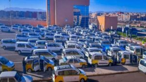 شكاية ضد شركة حافلات بتزنيت بسبب مخالفة قانون النقل العمومي وتضرر الطاكسيات الكبيرة 5 taxi tiznit